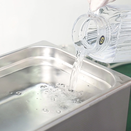 <div style='text-align: center;'><em><strong>Paso 1</strong></em></div>